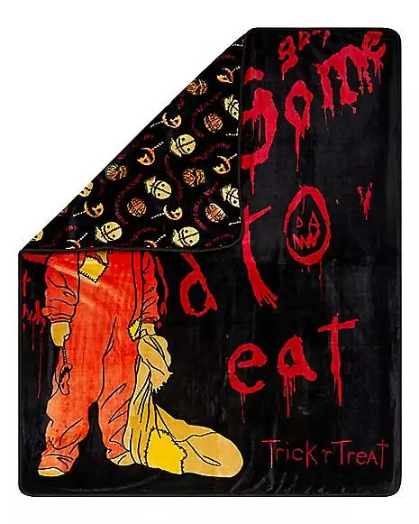 Sam Reversible Fleece Blanket - Trick 'r Treat - Image 2